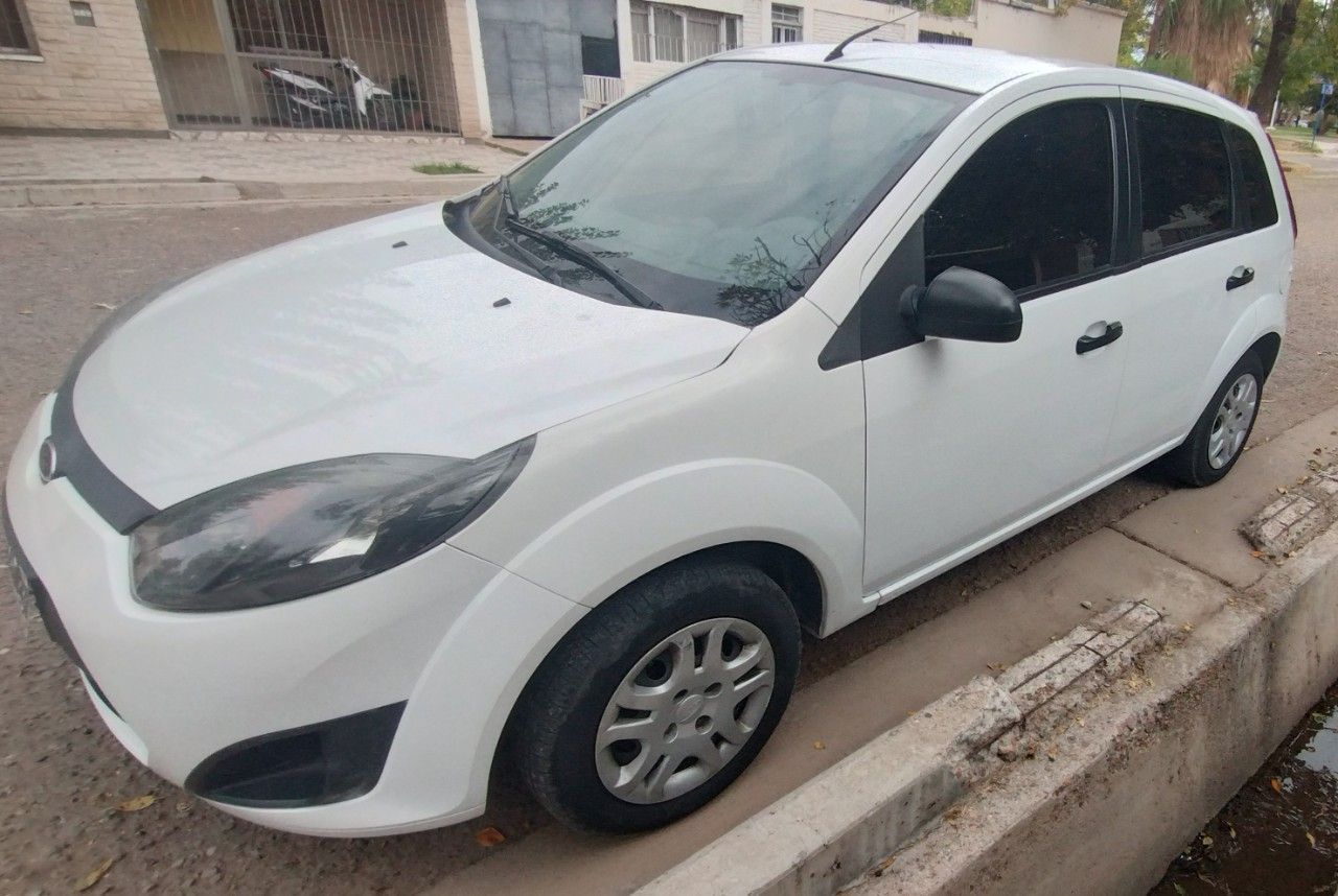 Ford Fiesta Usado en Mendoza, deRuedas
