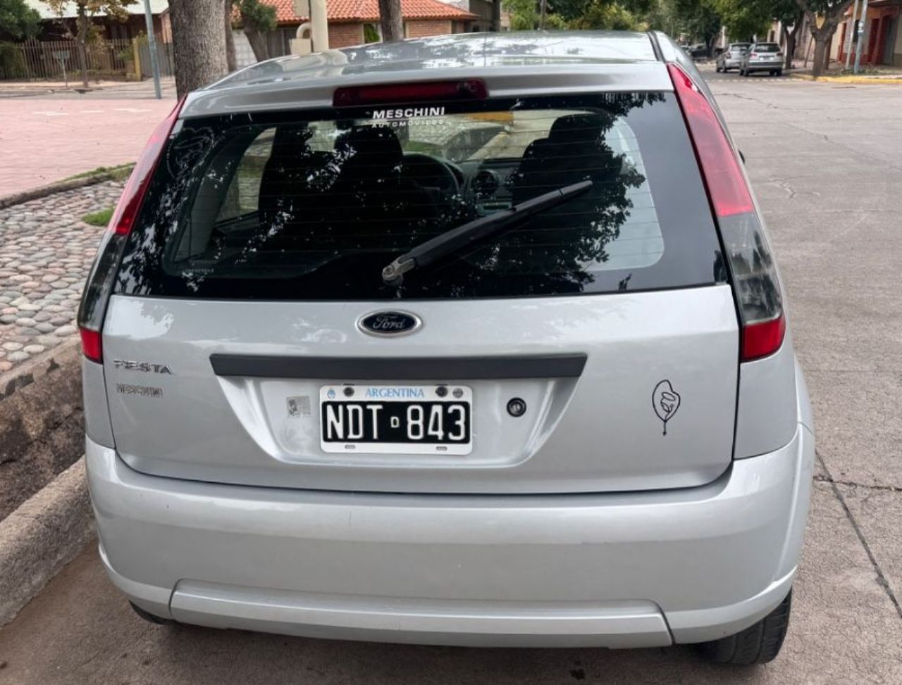 Ford Fiesta Usado Financiado en Mendoza, deRuedas
