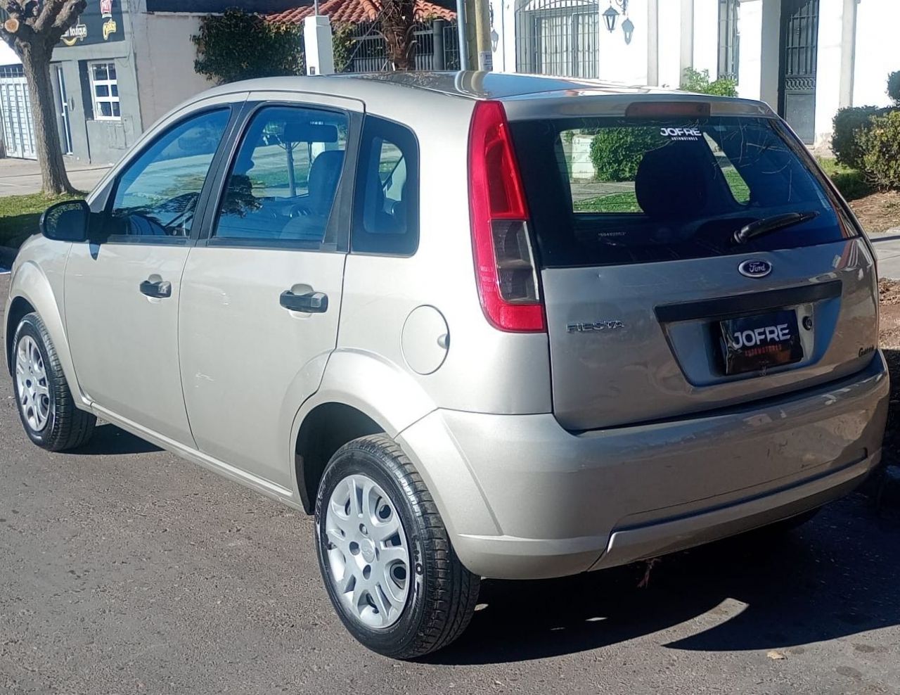 Ford Fiesta Usado Financiado en Mendoza, deRuedas