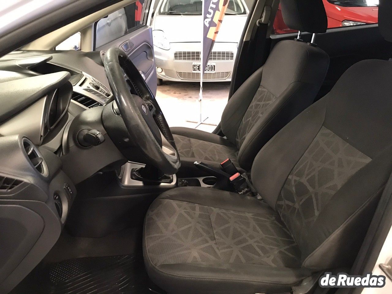 Ford Fiesta KD Usado en Mendoza, deRuedas