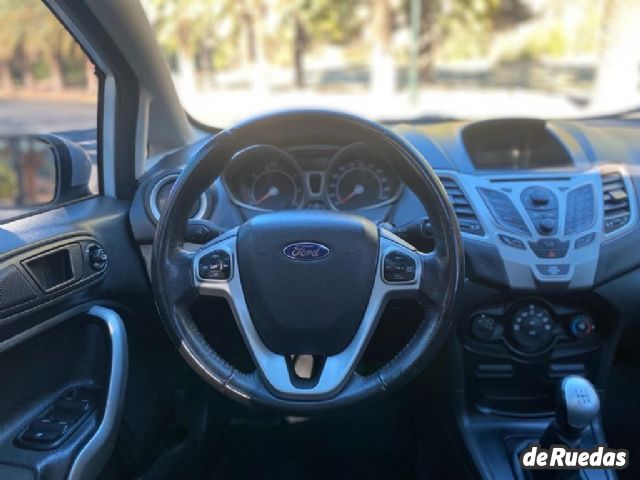 Ford Fiesta KD Usado en Mendoza, deRuedas