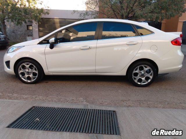 Ford Fiesta KD Usado en Mendoza, deRuedas