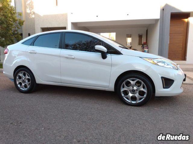 Ford Fiesta KD Usado en Mendoza, deRuedas