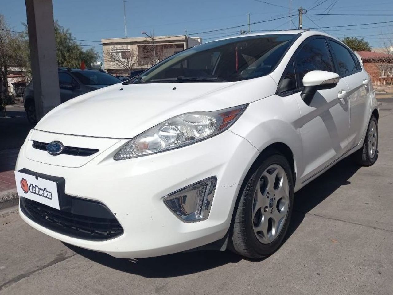 Ford Fiesta KD Usado en Mendoza, deRuedas