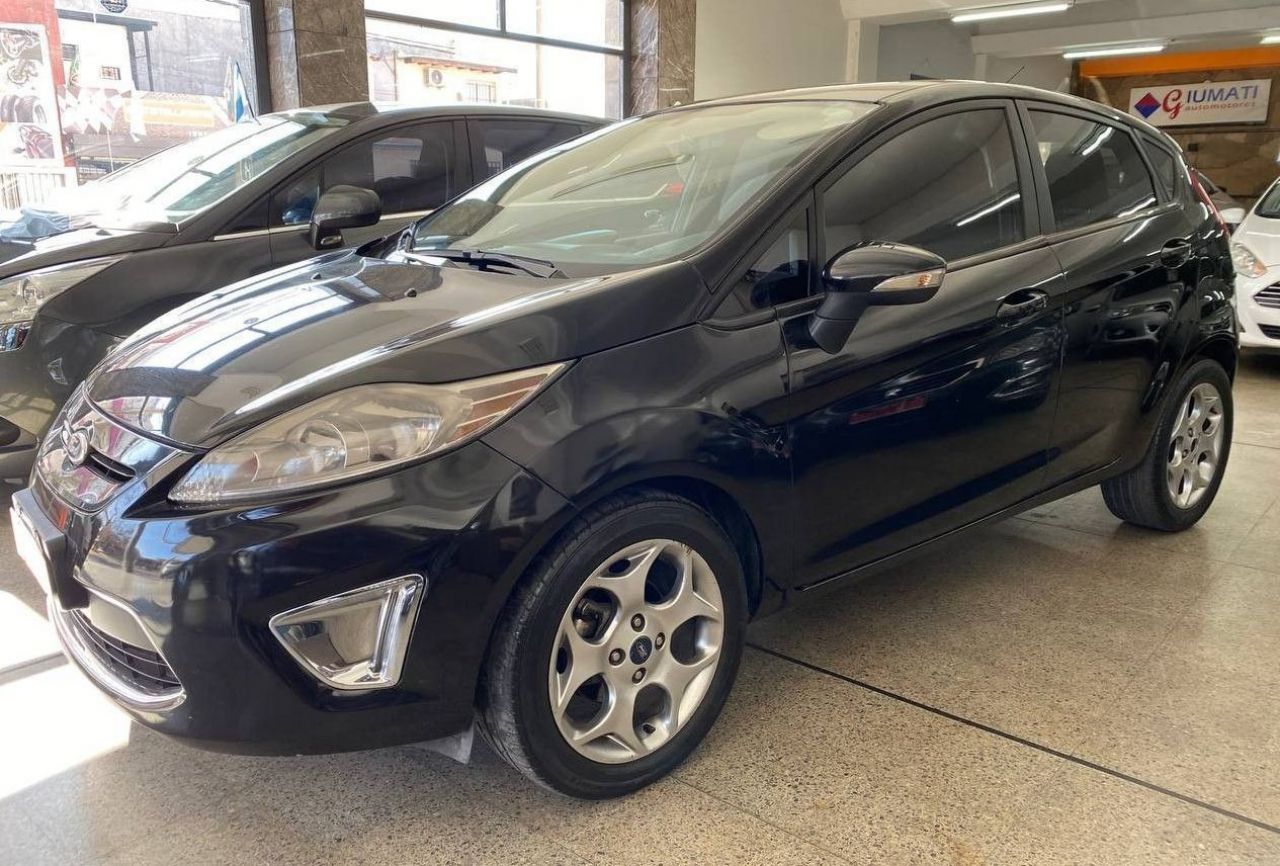 Ford Fiesta KD Usado en Mendoza, deRuedas