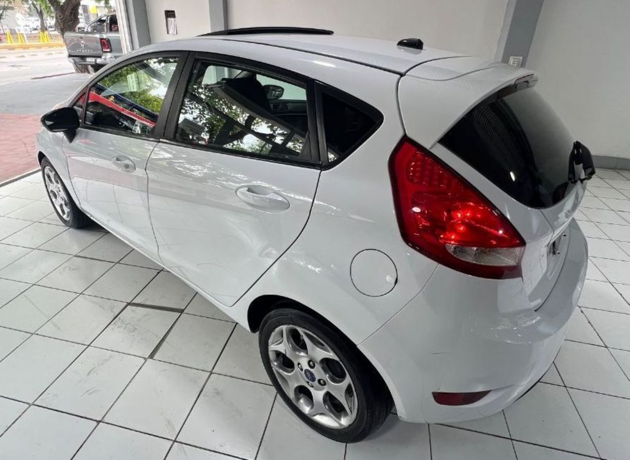 Ford Fiesta KD Usado en Mendoza, deRuedas