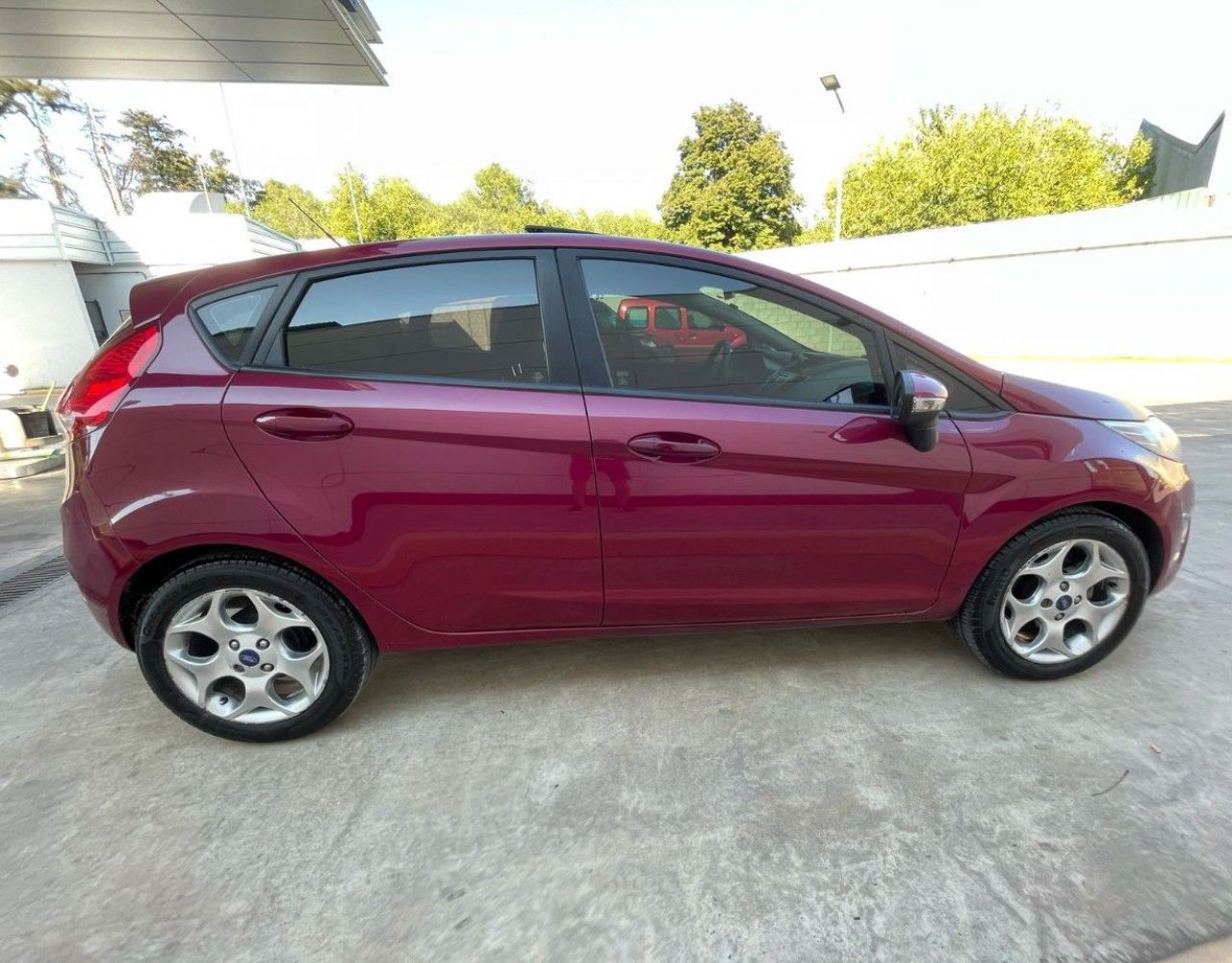 Ford Fiesta KD Usado en Buenos Aires, deRuedas