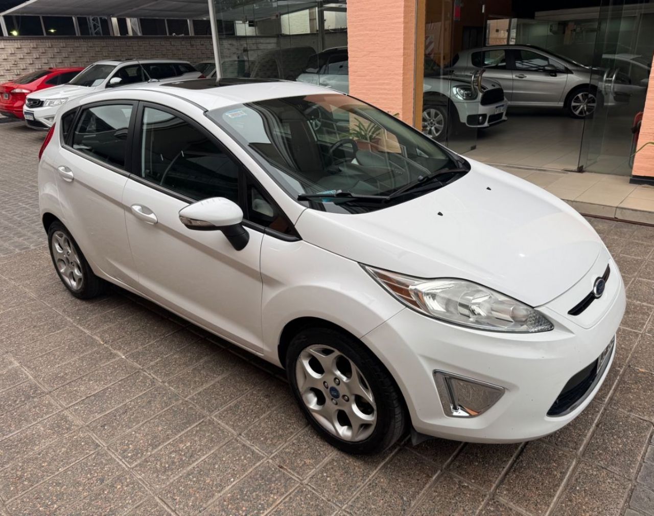Ford Fiesta KD Usado Financiado en Mendoza, deRuedas