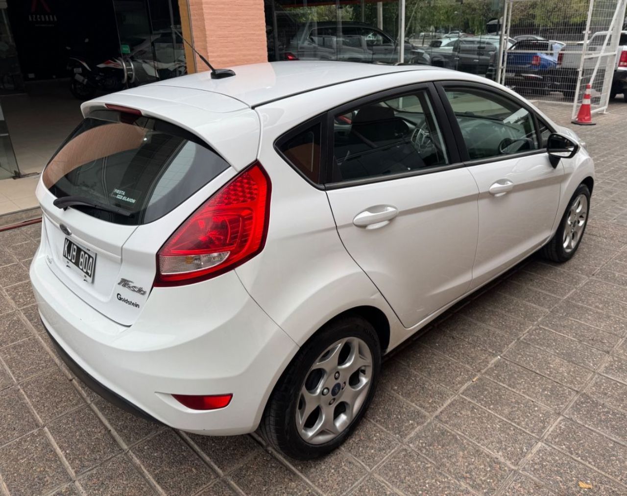 Ford Fiesta KD Usado Financiado en Mendoza, deRuedas