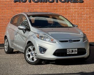 Ford Fiesta KD Usado en Córdoba Financiado