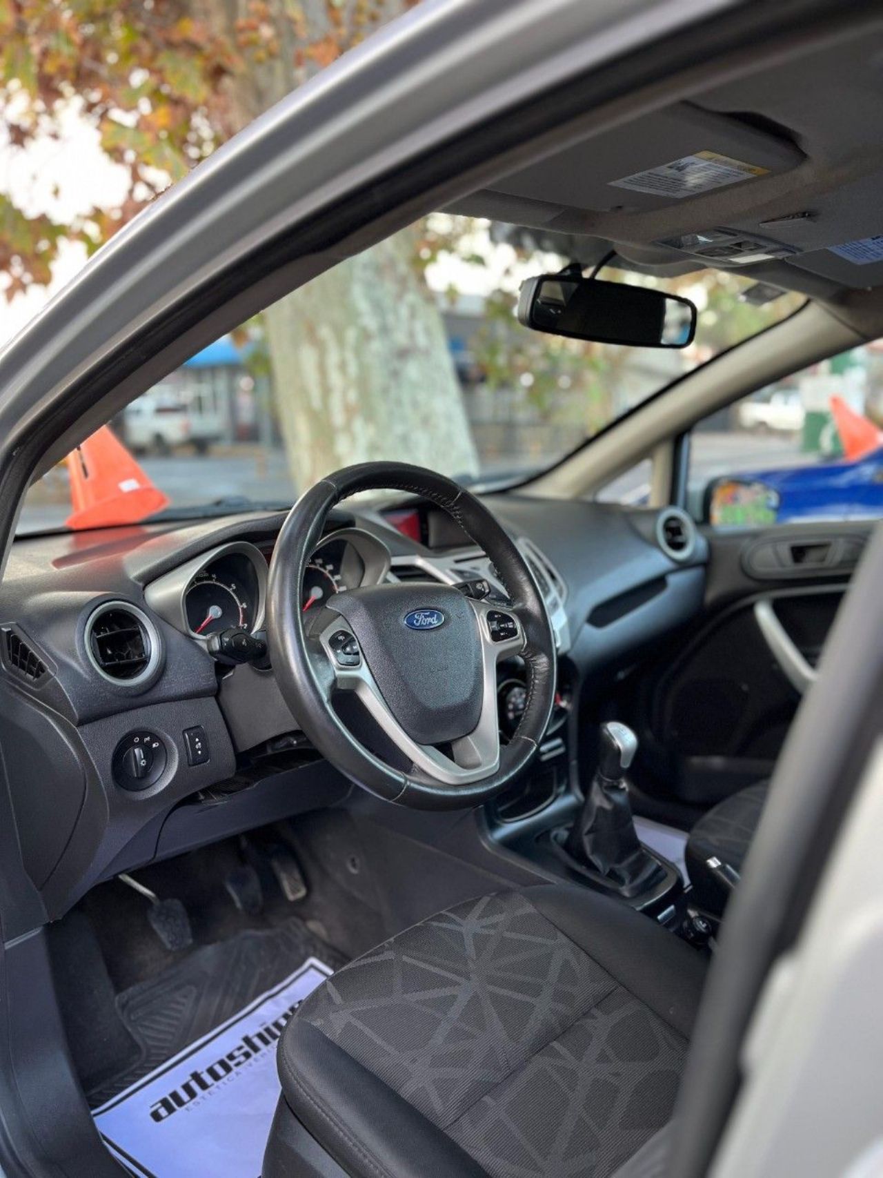 Ford Fiesta KD Usado en Mendoza, deRuedas