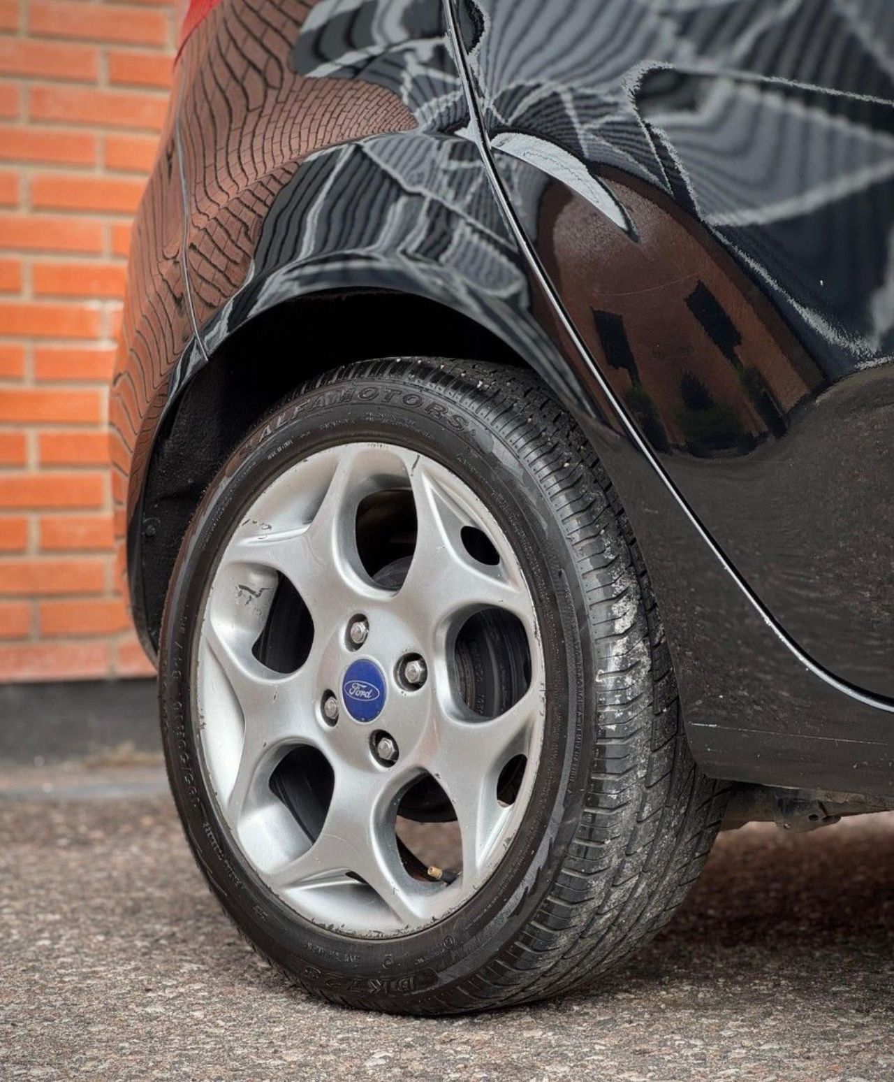 Ford Fiesta KD Usado en Córdoba, deRuedas