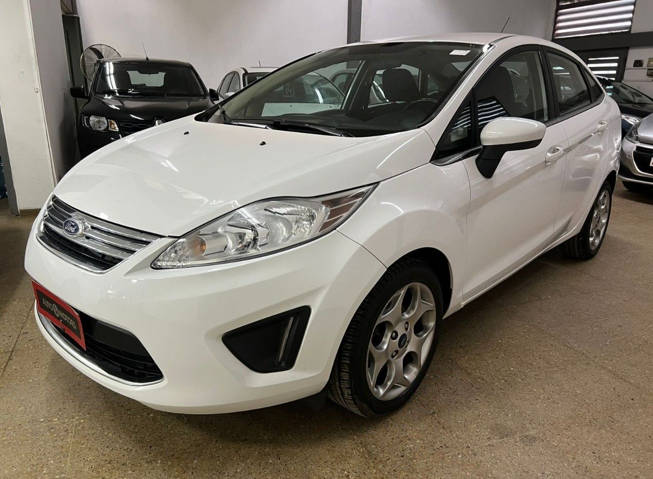 Ford Fiesta KD Usado Financiado en Córdoba, deRuedas