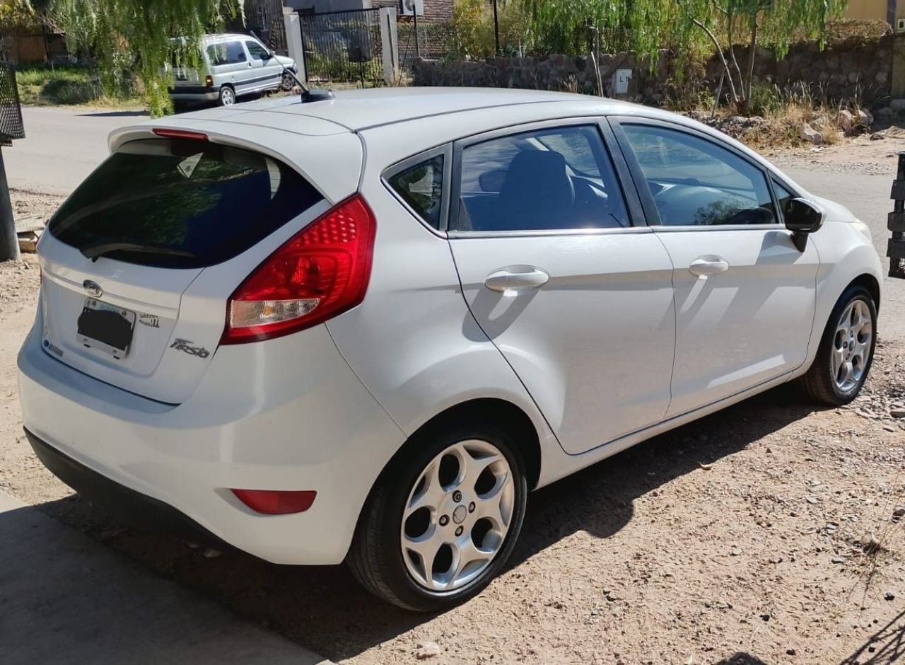 Ford Fiesta KD Usado en Mendoza, deRuedas