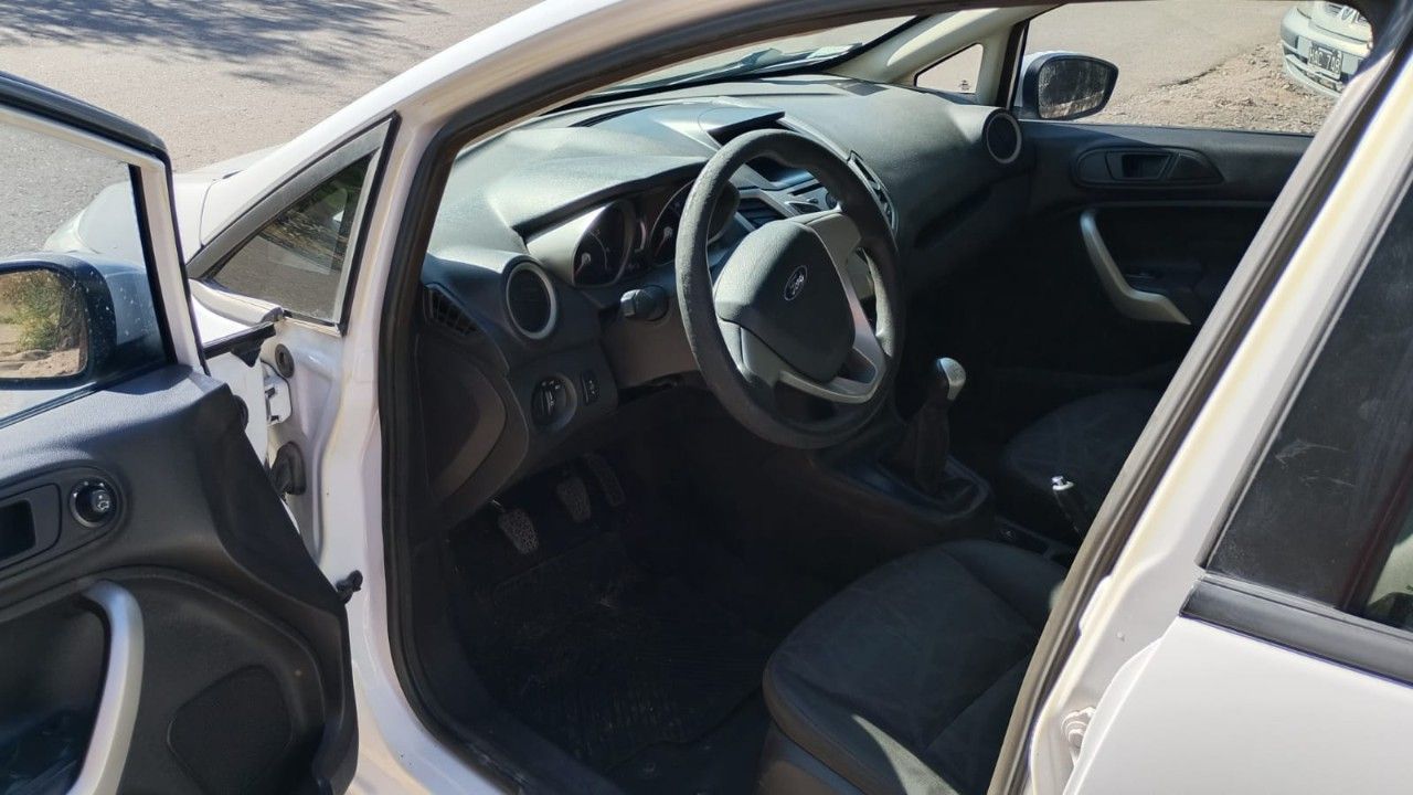 Ford Fiesta KD Usado en Mendoza, deRuedas