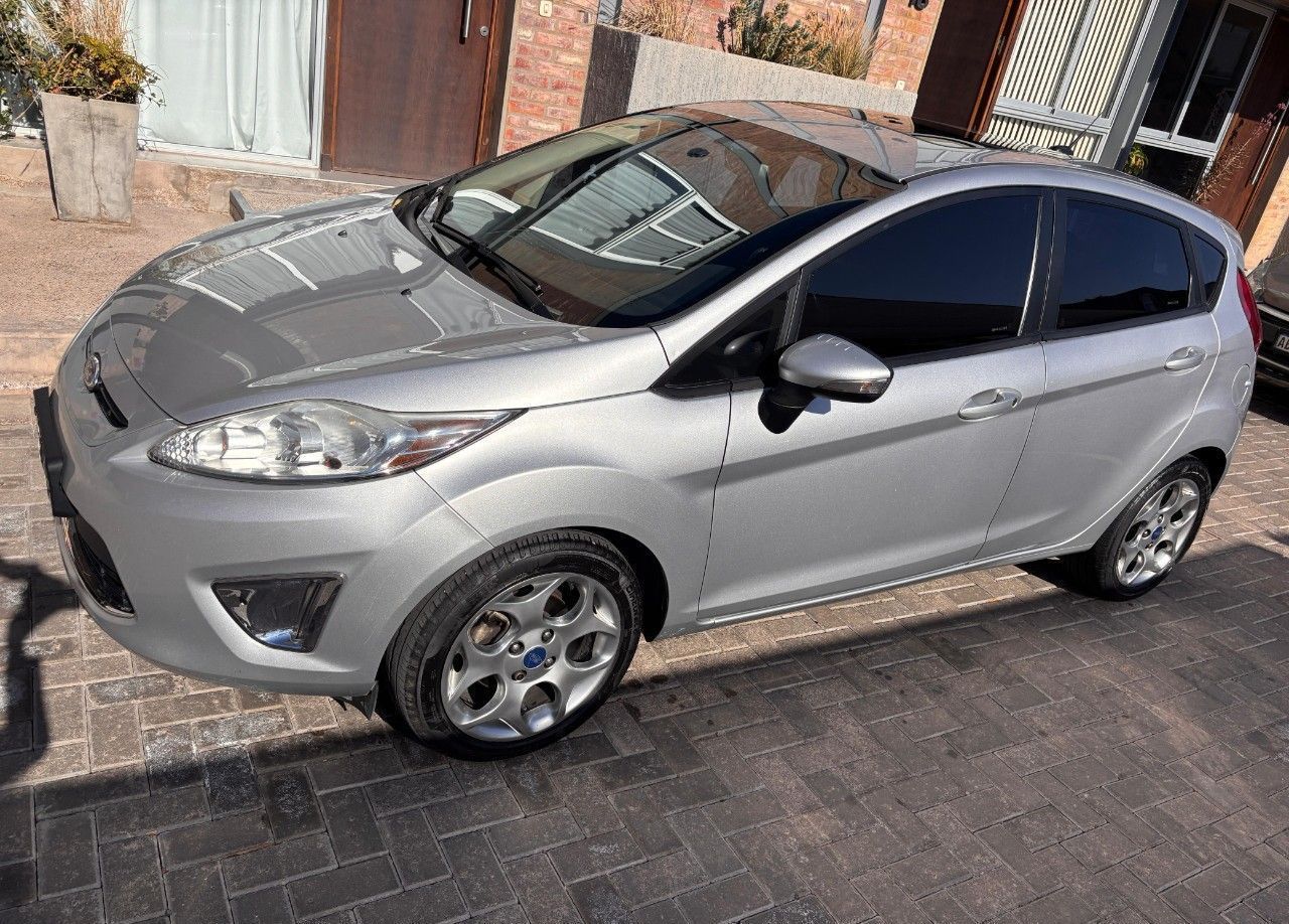 Ford Fiesta KD Usado en Mendoza, deRuedas