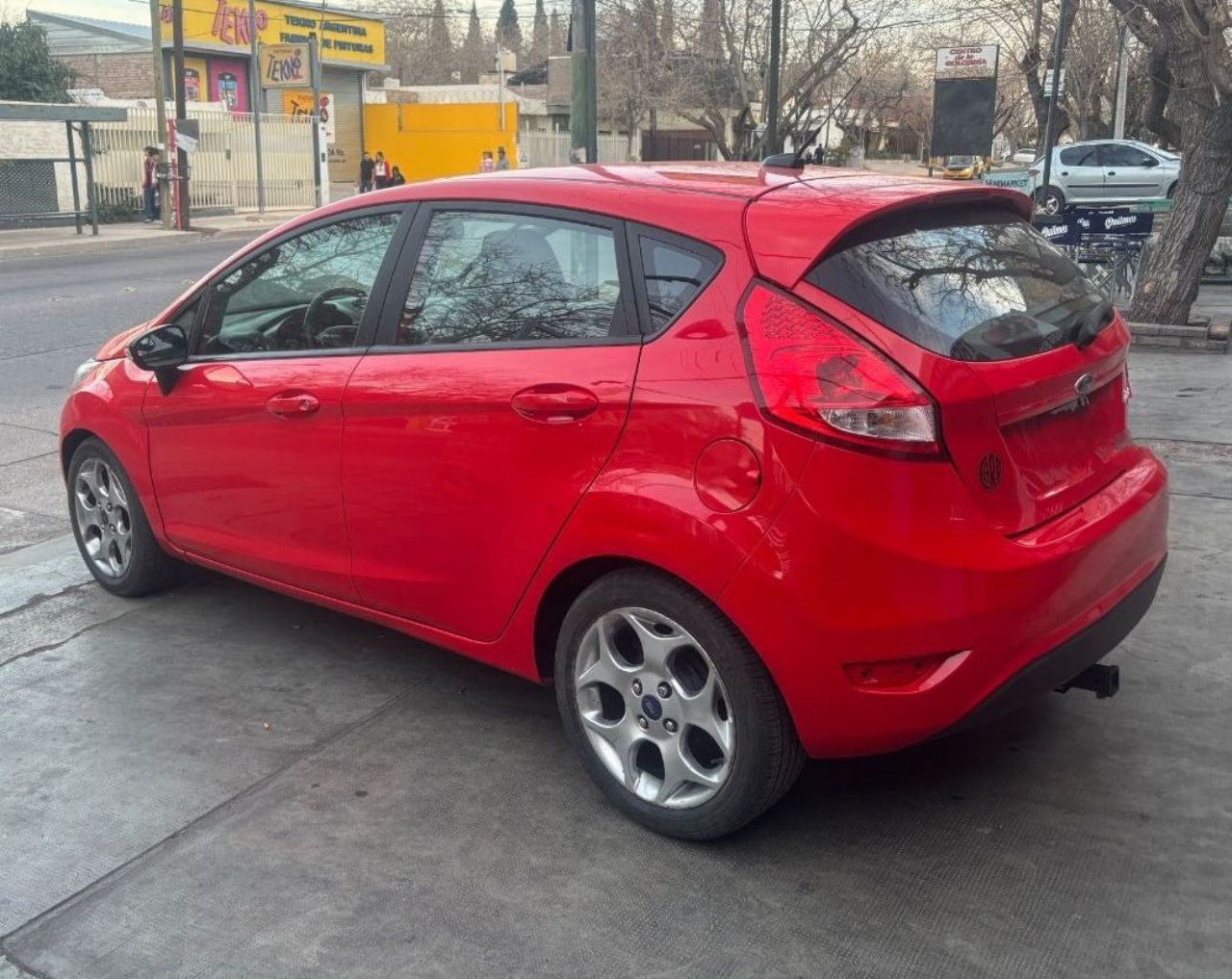 Ford Fiesta KD Usado Financiado en Mendoza, deRuedas