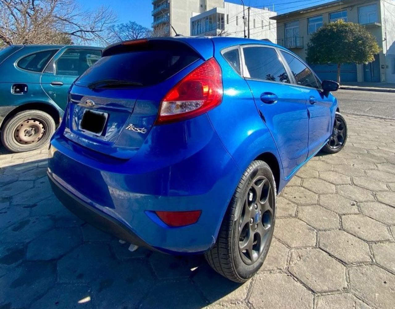 Ford Fiesta KD Usado en Buenos Aires, deRuedas