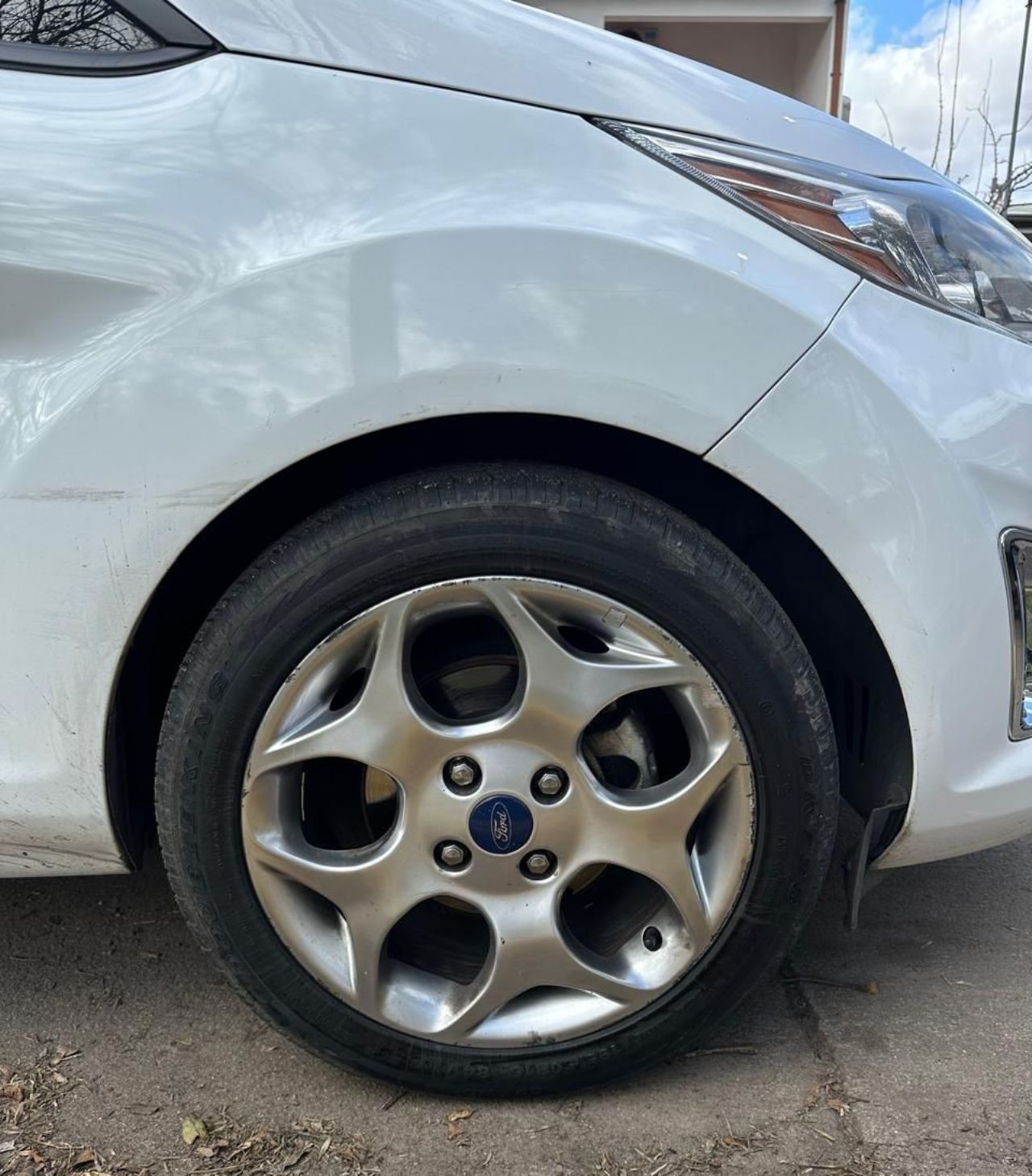 Ford Fiesta KD Usado en Córdoba, deRuedas
