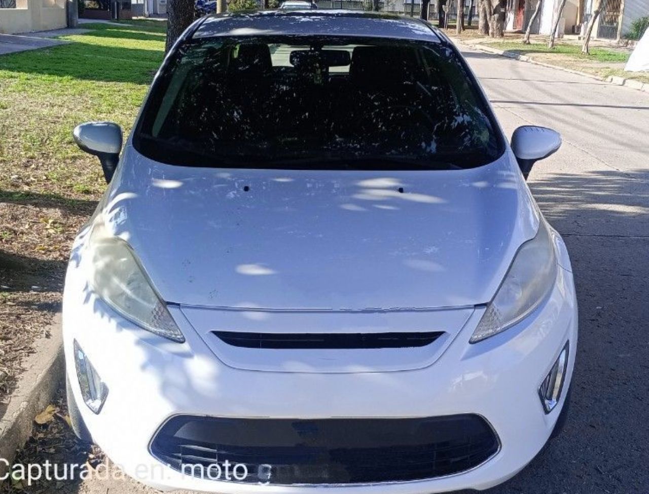 Ford Fiesta KD Usado en Santa Fe, deRuedas