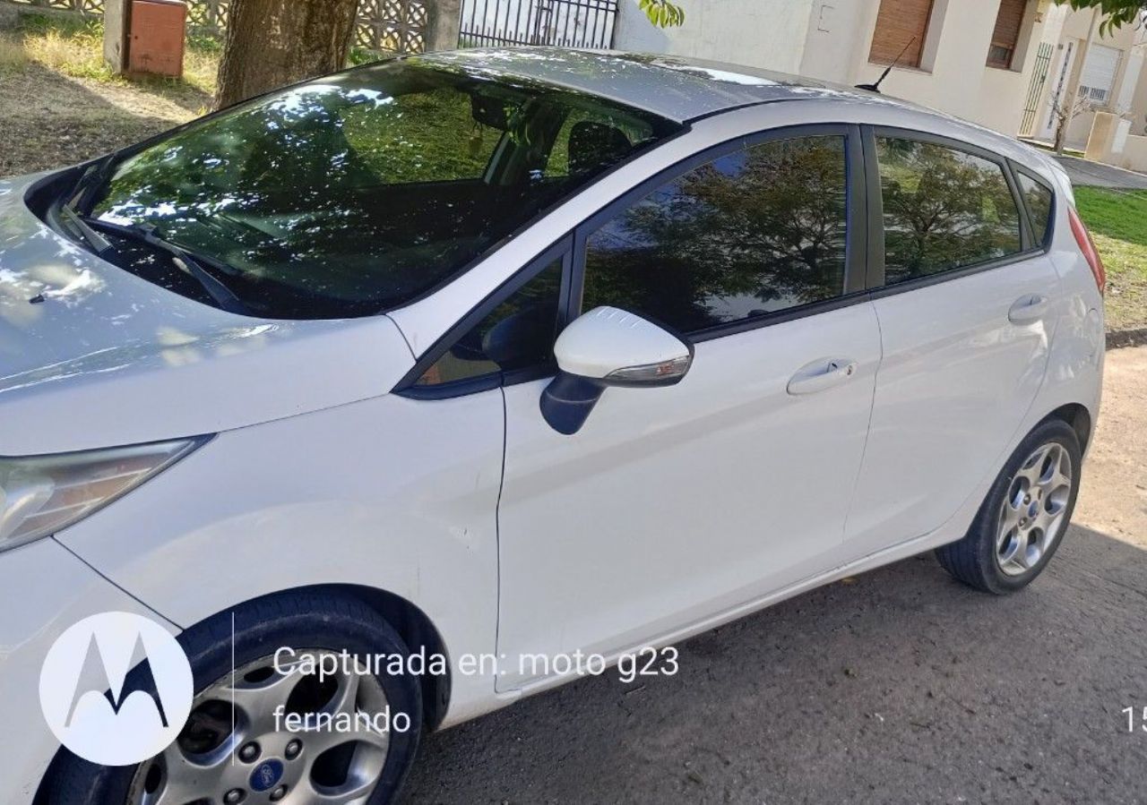 Ford Fiesta KD Usado en Santa Fe, deRuedas