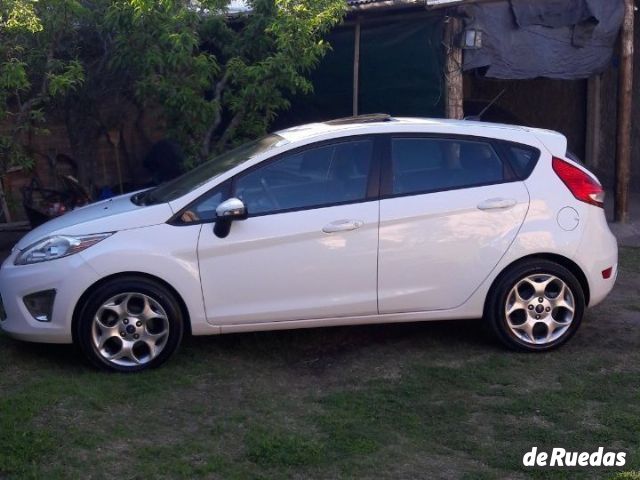 Ford Fiesta KD Usado en Mendoza, deRuedas