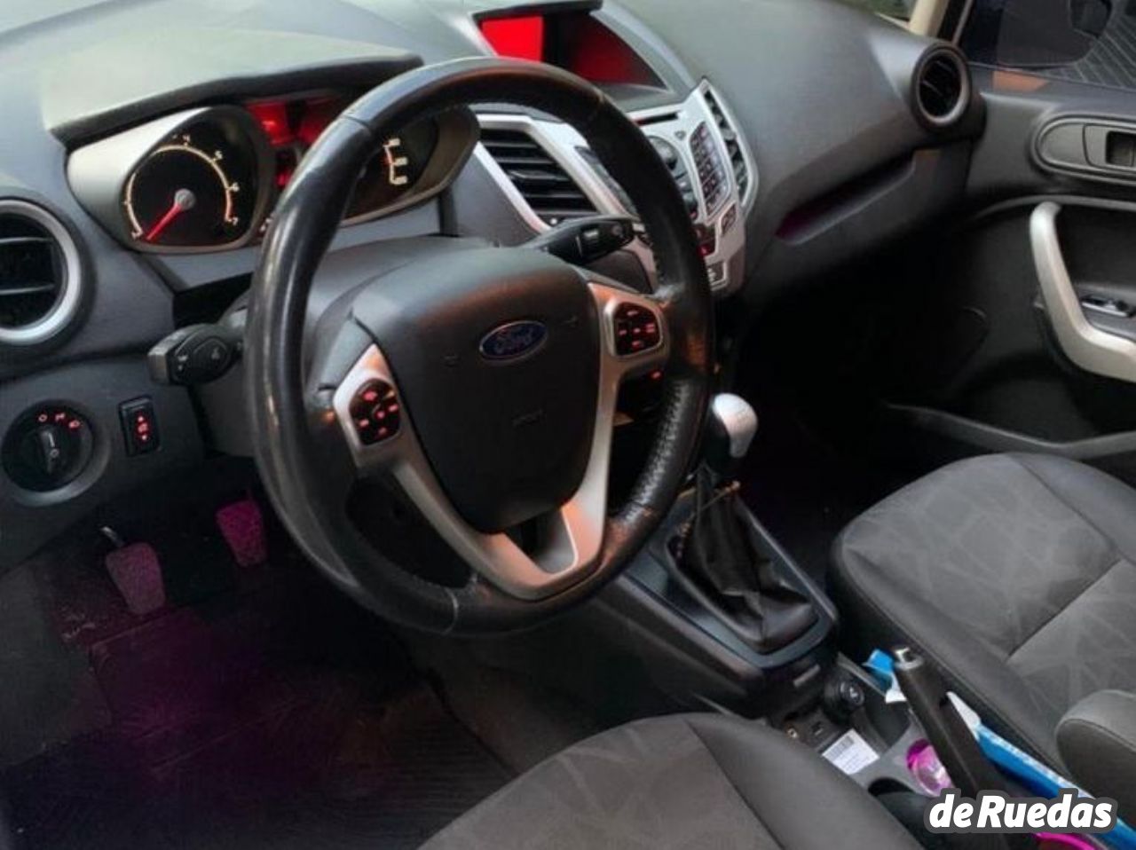 Ford Fiesta KD Usado en Mendoza, deRuedas