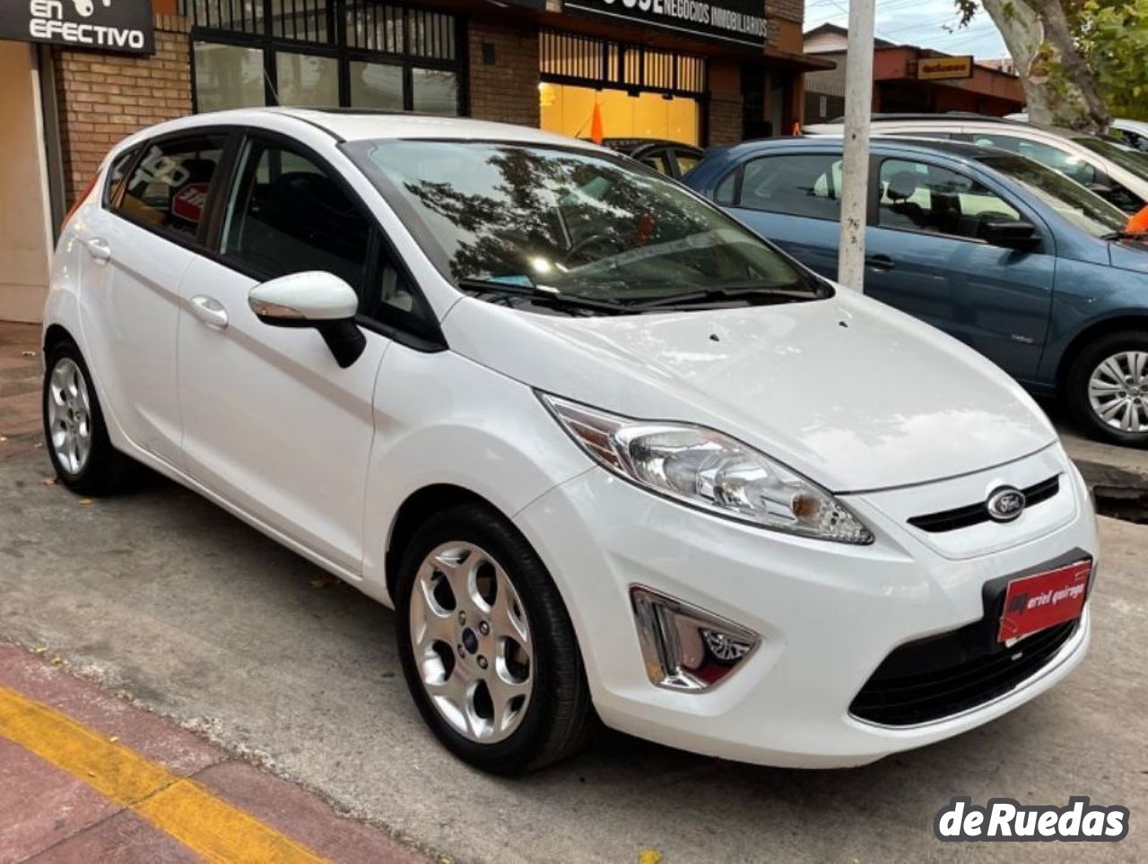 Ford Fiesta KD Usado en Mendoza, deRuedas