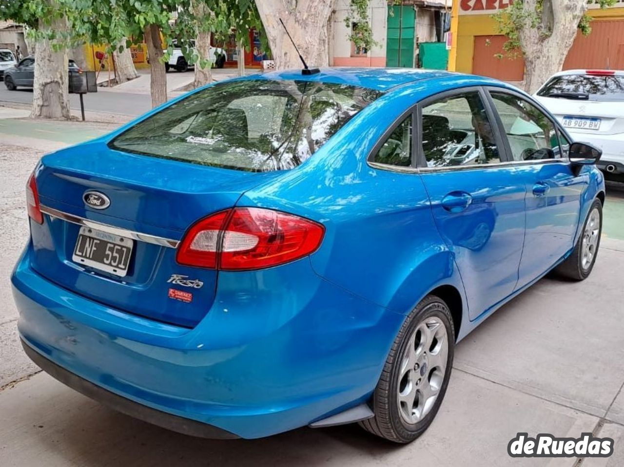 Ford Fiesta KD Usado en Mendoza, deRuedas