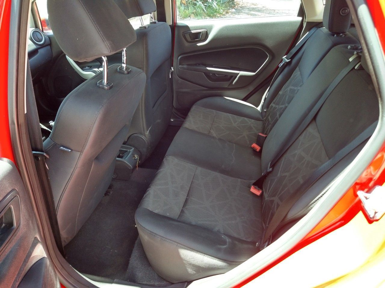 Ford Fiesta KD Usado en Mendoza, deRuedas
