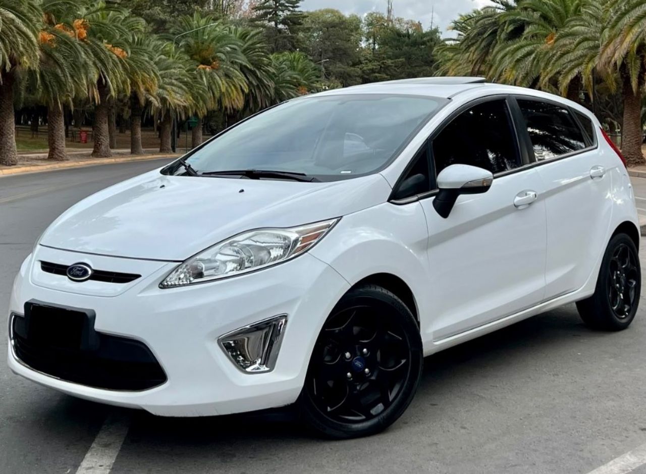 Ford Fiesta KD Usado en Mendoza, deRuedas