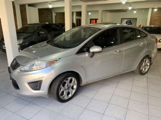 Ford Fiesta KD Usado en Mendoza