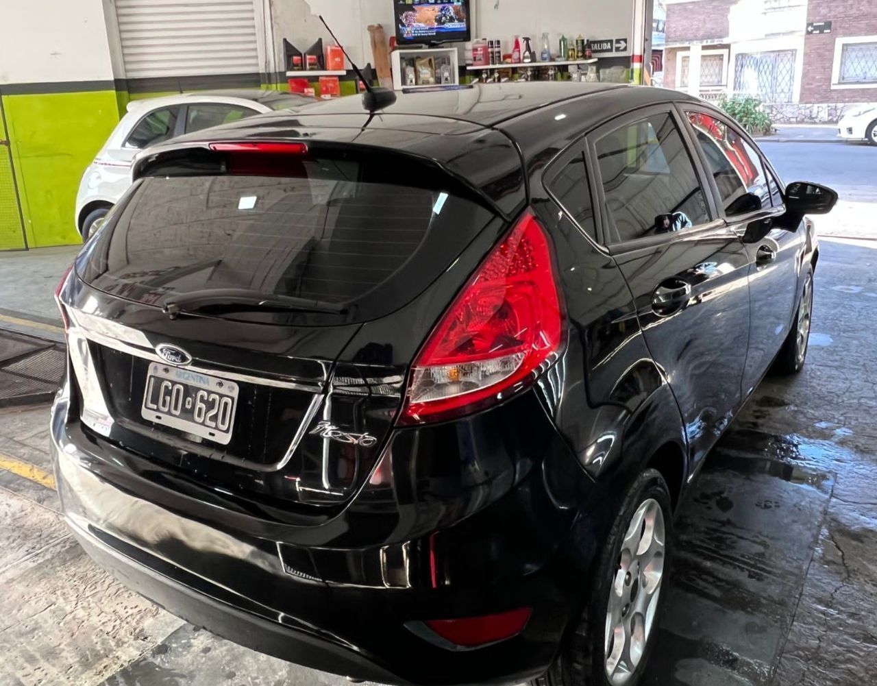 Ford Fiesta KD Usado en Santa Fe, deRuedas