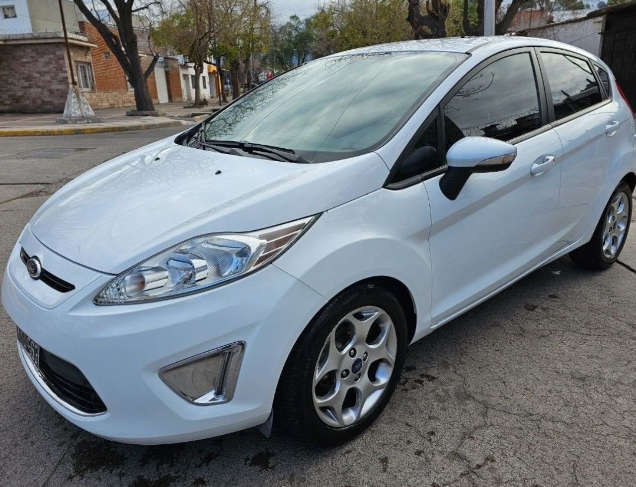 Ford Fiesta KD Usado en Mendoza, deRuedas
