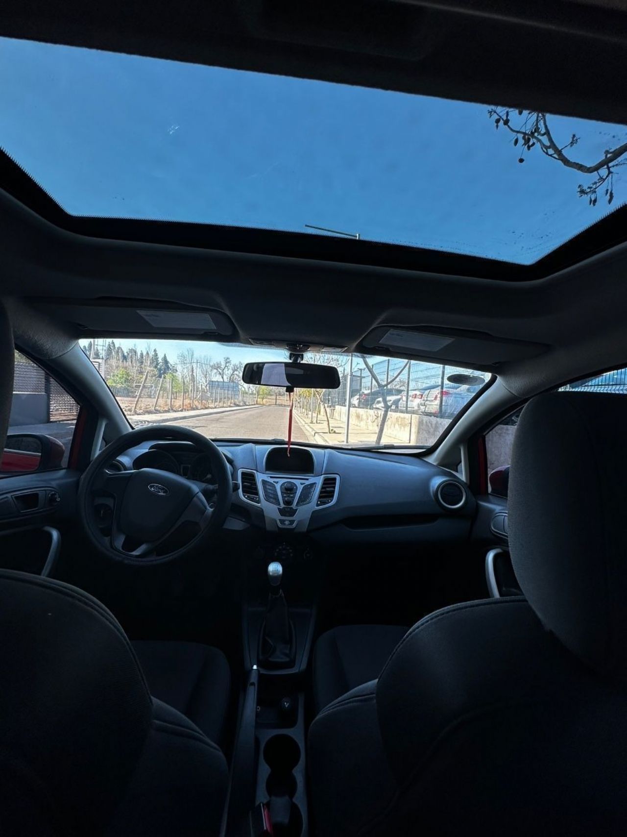 Ford Fiesta KD Usado en Mendoza, deRuedas