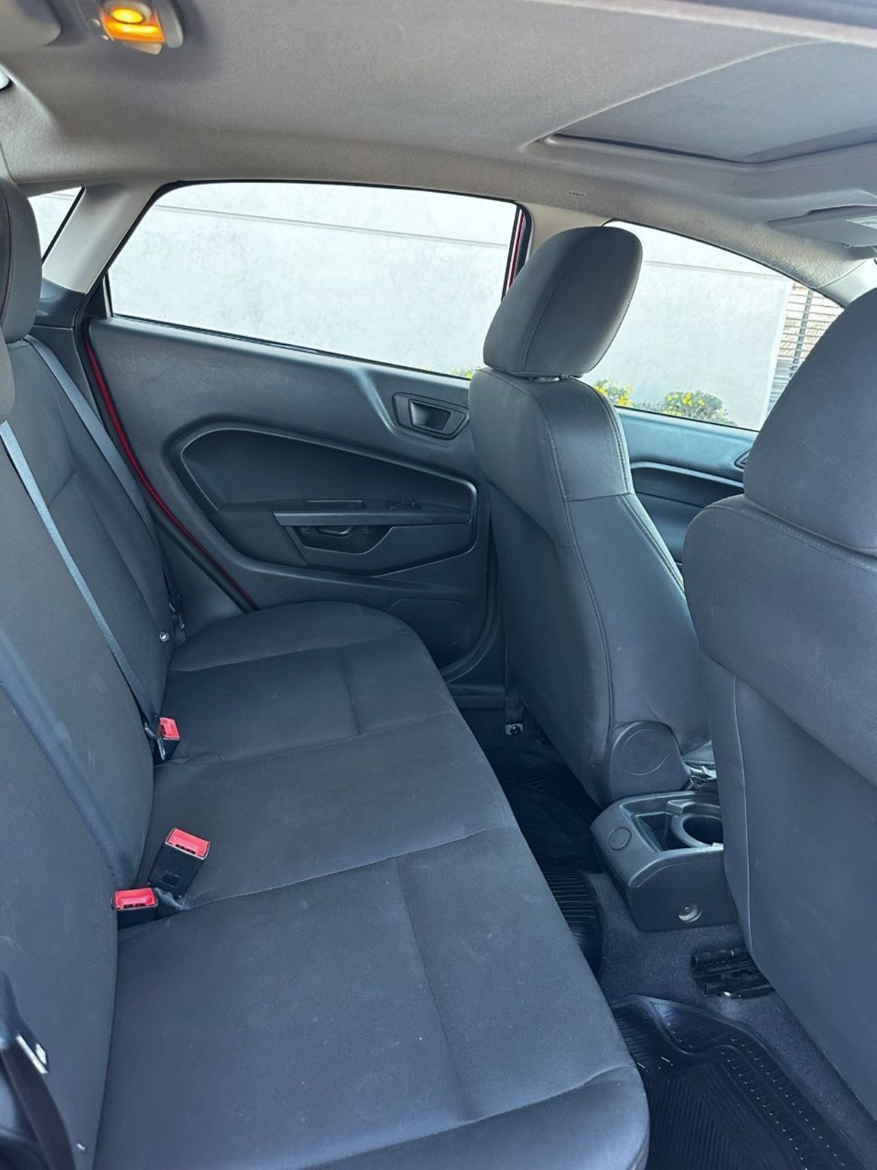 Ford Fiesta KD Usado en Mendoza, deRuedas