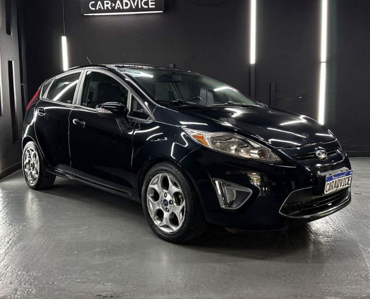 Ford Fiesta KD Usado en Córdoba, deRuedas