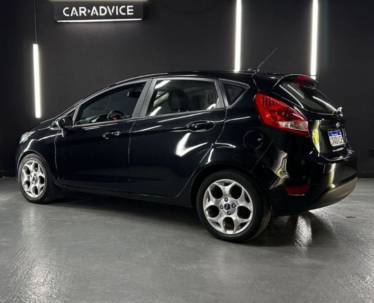 Ford Fiesta KD Usado en Córdoba, deRuedas