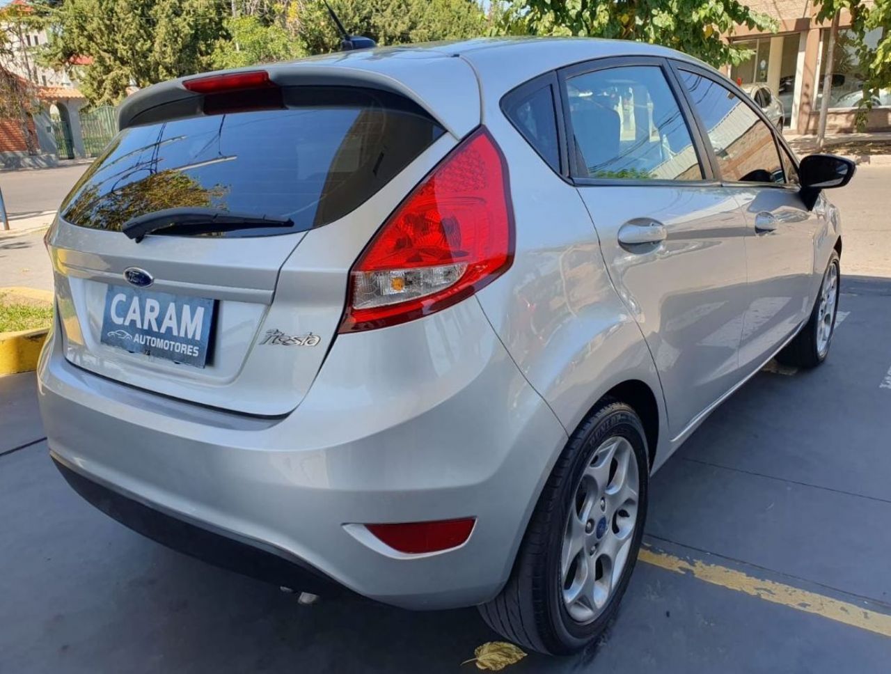 Ford Fiesta KD Usado en Mendoza, deRuedas