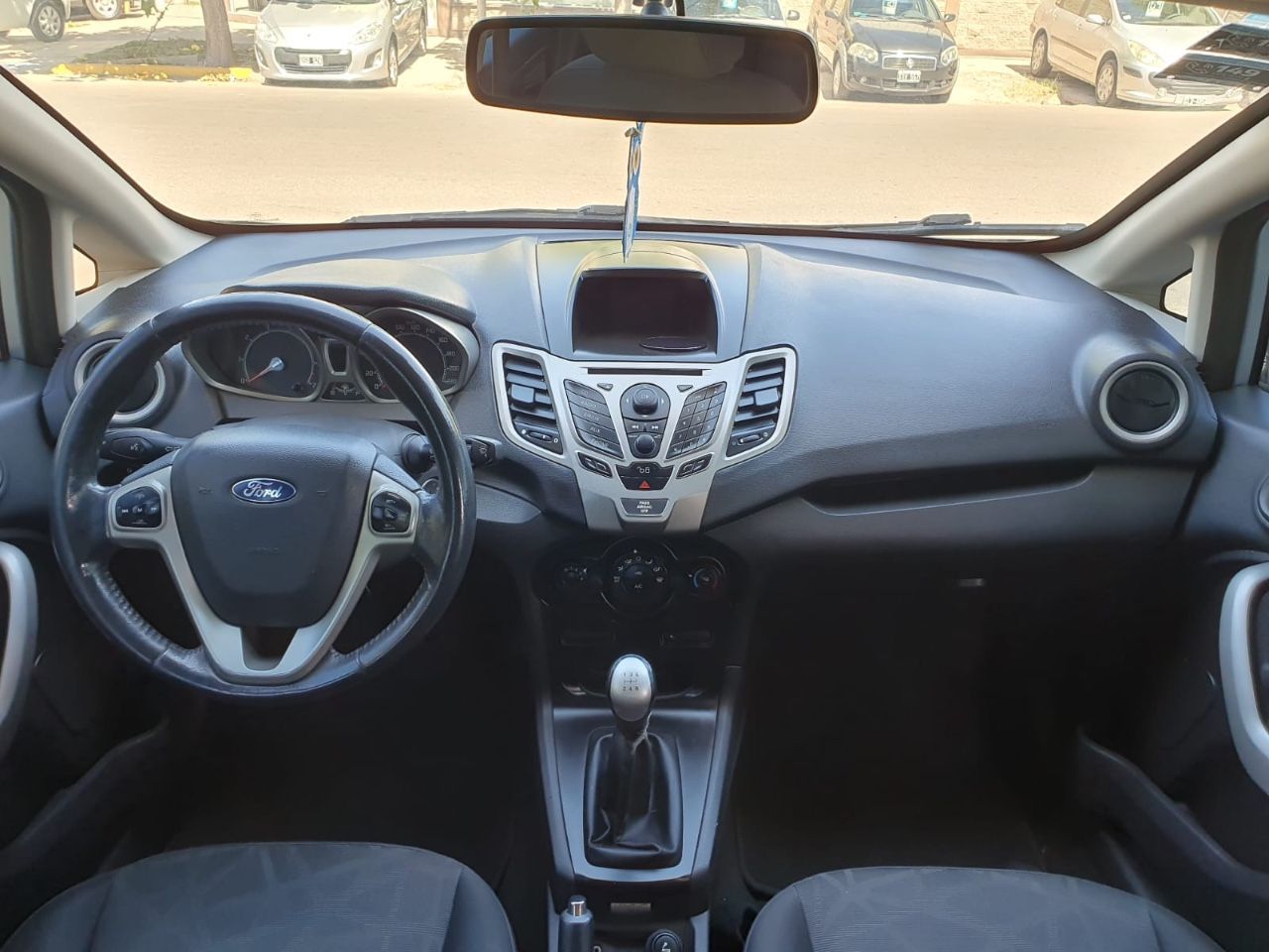 Ford Fiesta KD Usado en Mendoza, deRuedas