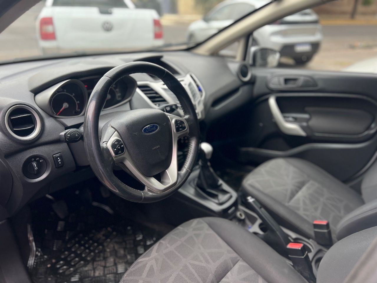 Ford Fiesta KD Usado en Mendoza, deRuedas