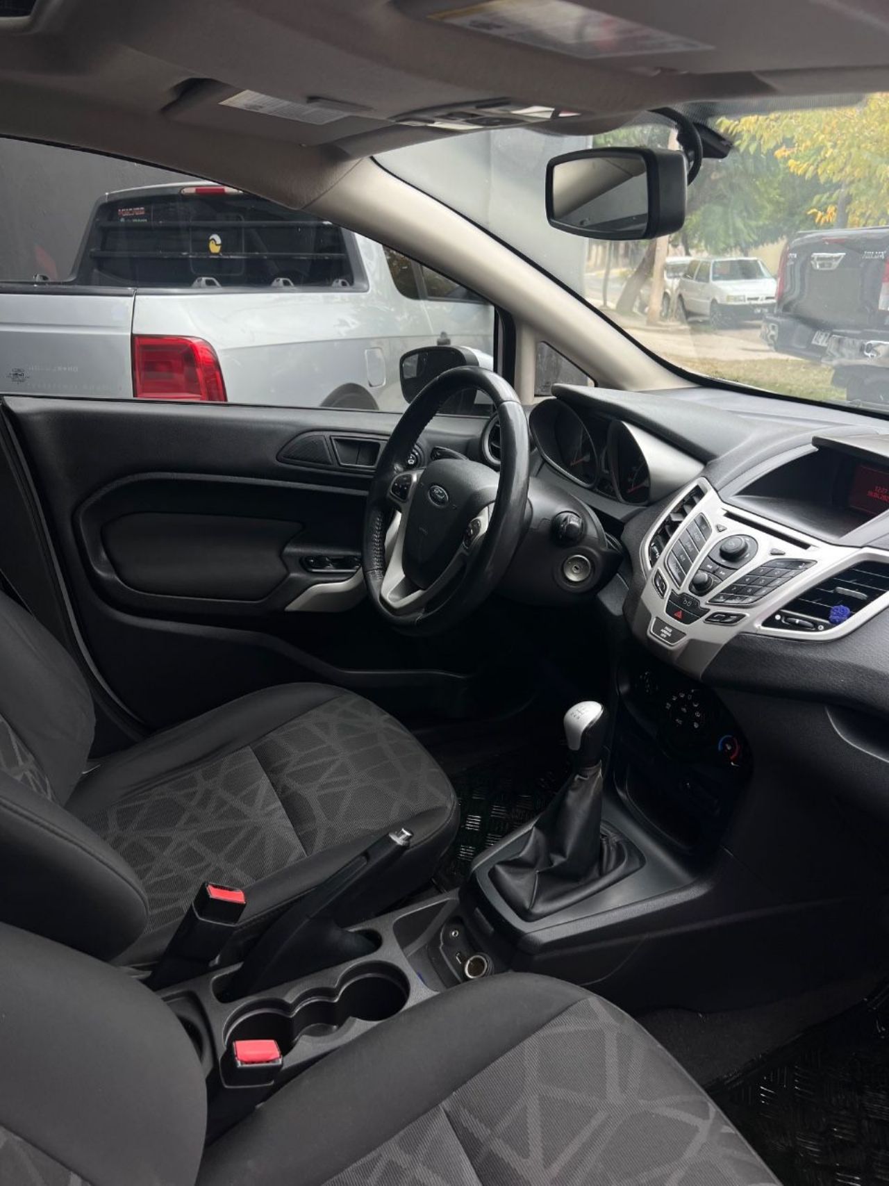 Ford Fiesta KD Usado en Mendoza, deRuedas