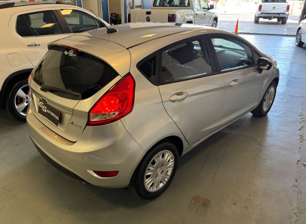 Ford Fiesta KD Usado Financiado en Mendoza, deRuedas