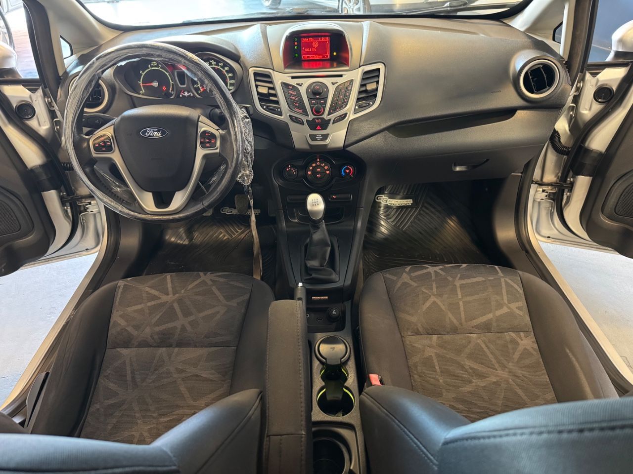 Ford Fiesta KD Usado Financiado en Mendoza, deRuedas
