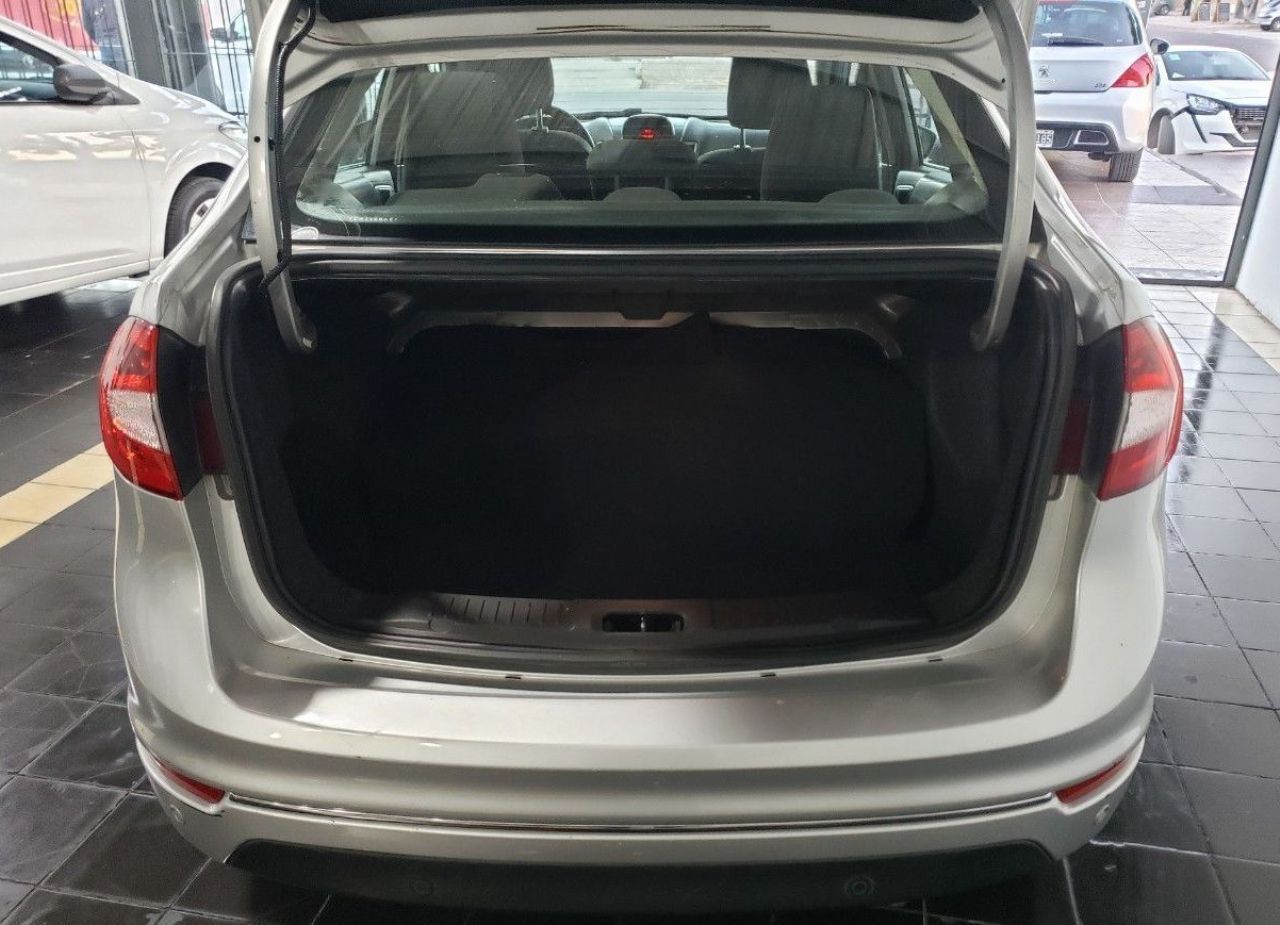 Ford Fiesta KD Usado Financiado en Mendoza, deRuedas