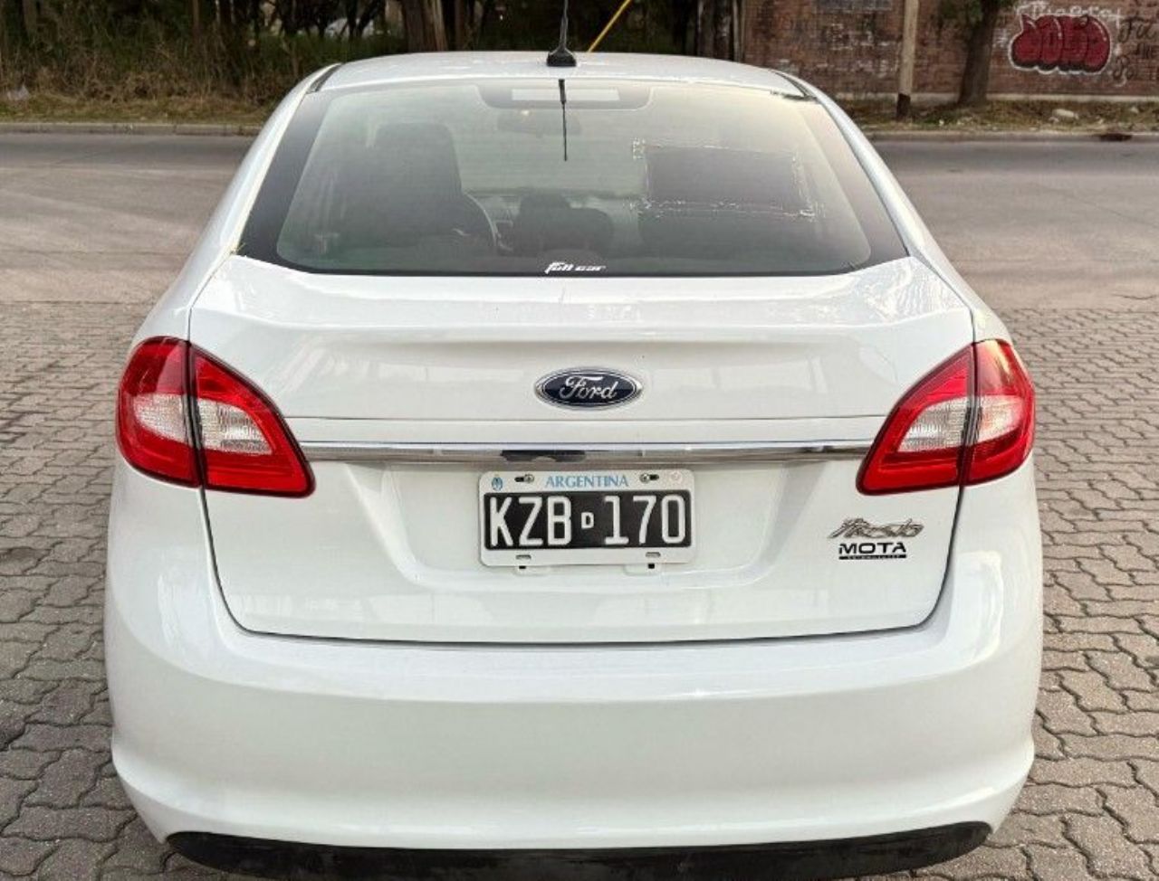 Ford Fiesta KD Usado en Córdoba, deRuedas