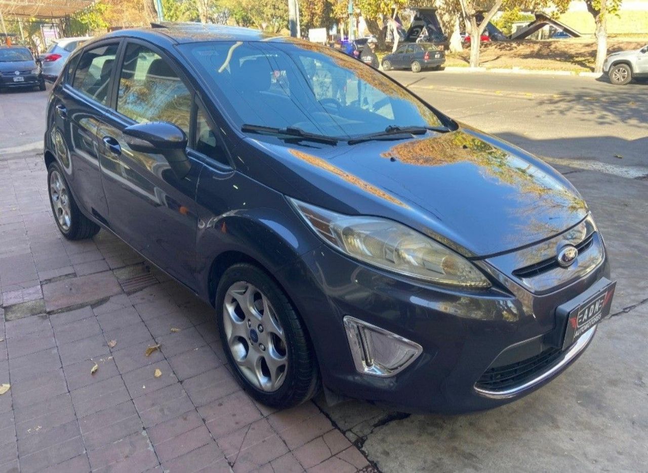 Ford Fiesta KD Usado en Mendoza, deRuedas