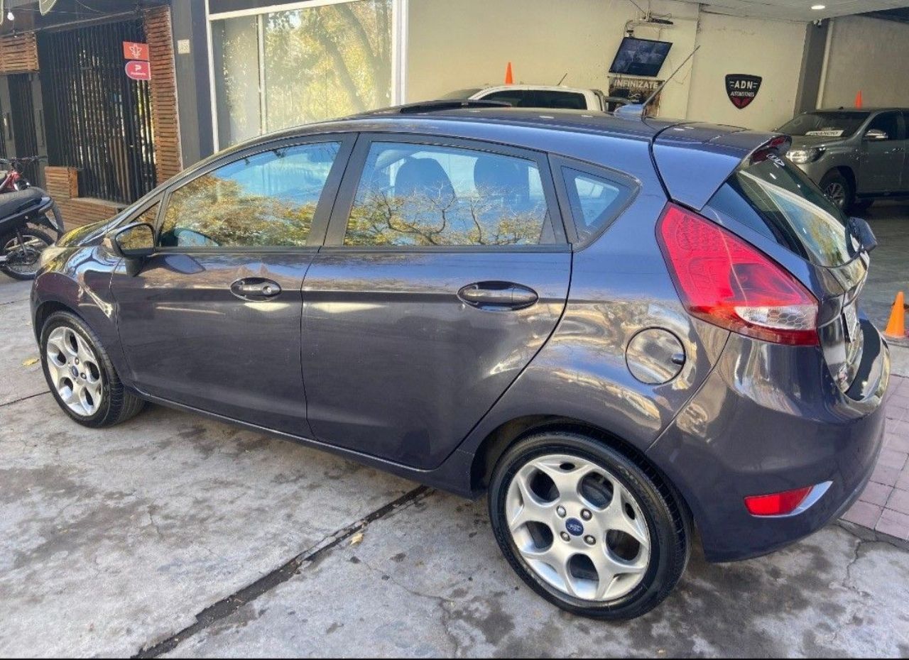 Ford Fiesta KD Usado en Mendoza, deRuedas