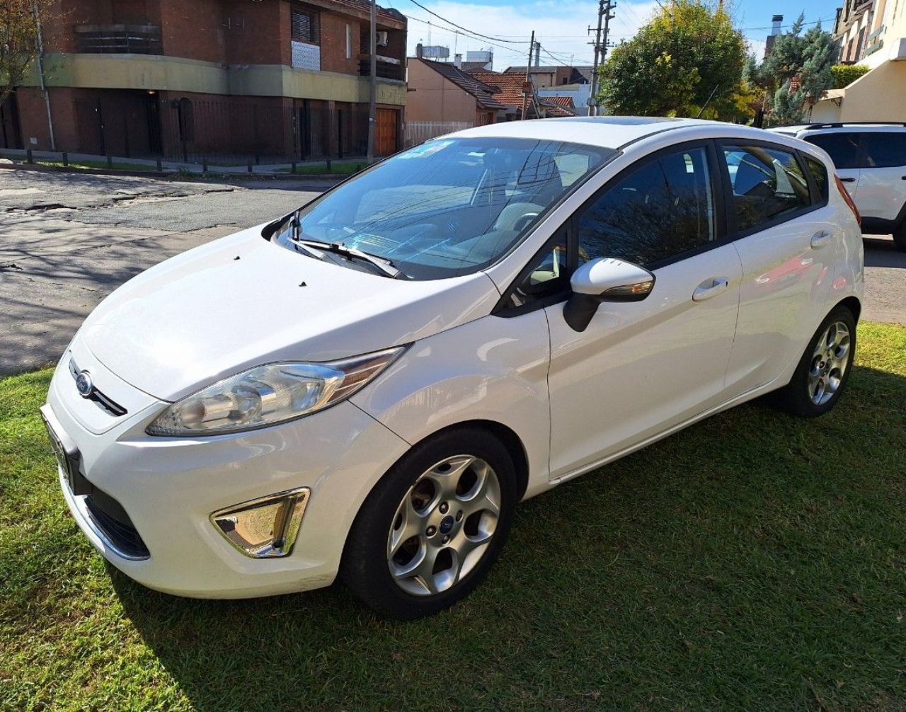 Ford Fiesta KD Usado en Buenos Aires, deRuedas