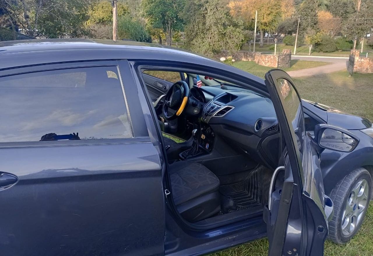 Ford Fiesta KD Usado en Salta, deRuedas